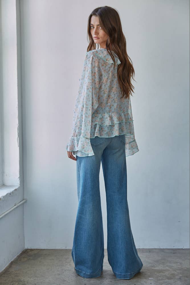 Floral Print Raglan Ruffle Top