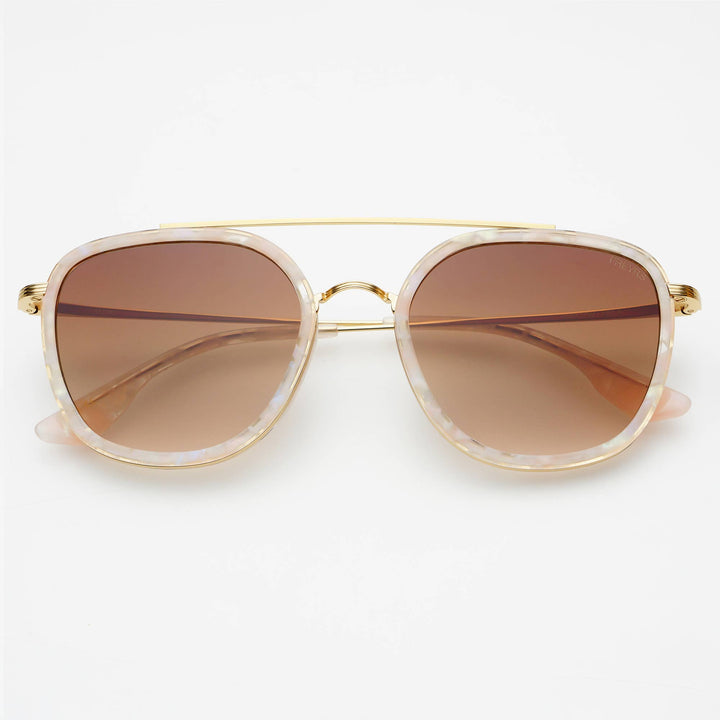 Weston Round Sunglasses: Light Pink / Brown