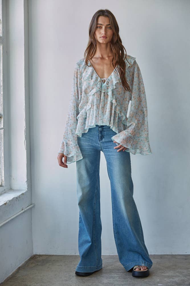 Floral Print Raglan Ruffle Top