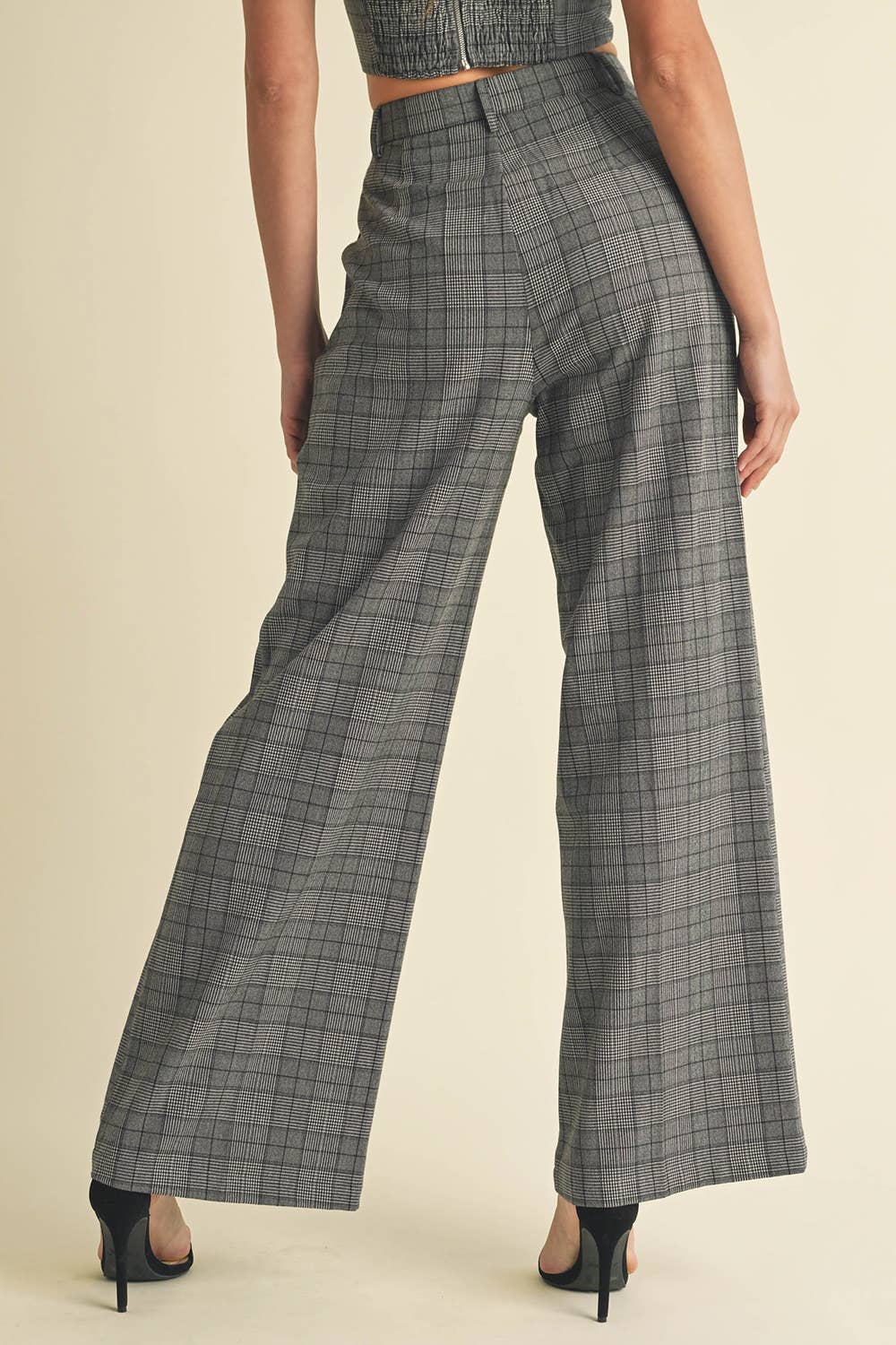 women's grey plaid dress pants Shop Banana Republic Clothing and Pants at SilkRoll. Trade with us!